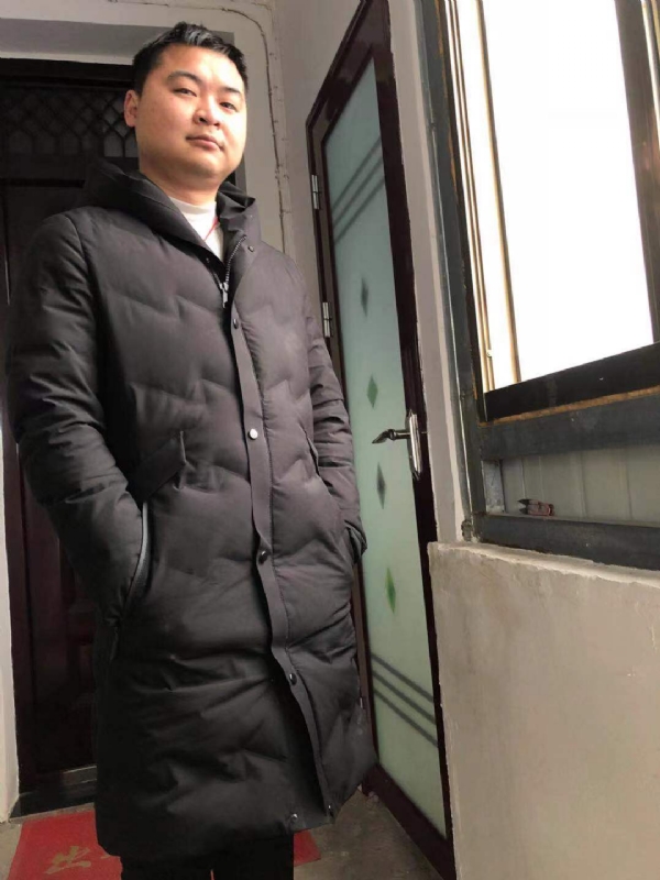 末端的第一张照片--承德相亲服务中心