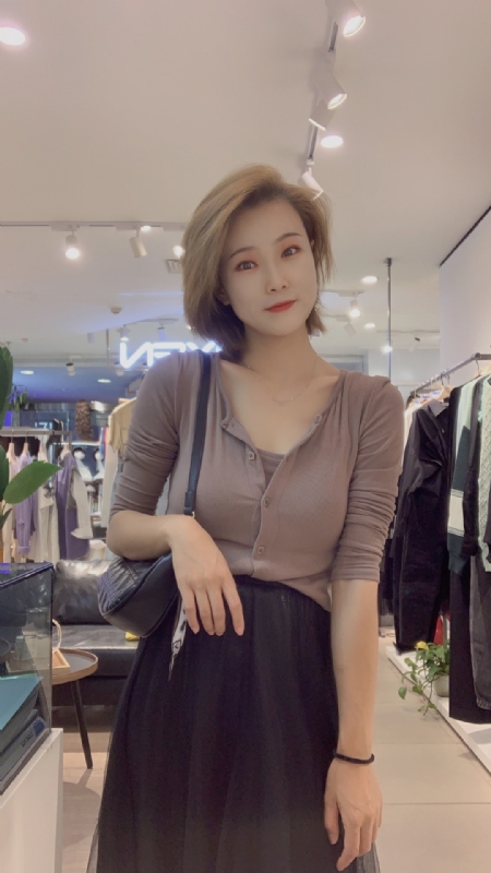 大婷子的第一张照片--承德相亲服务中心