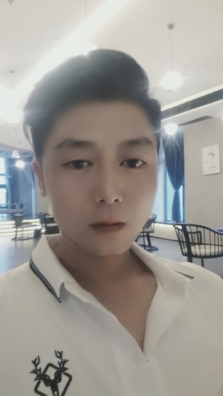 哎哎的第一张照片--承德相亲服务中心