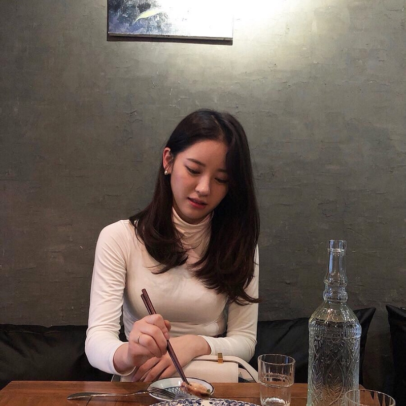 贵阳萧萧姐的第一张照片--承德相亲服务中心