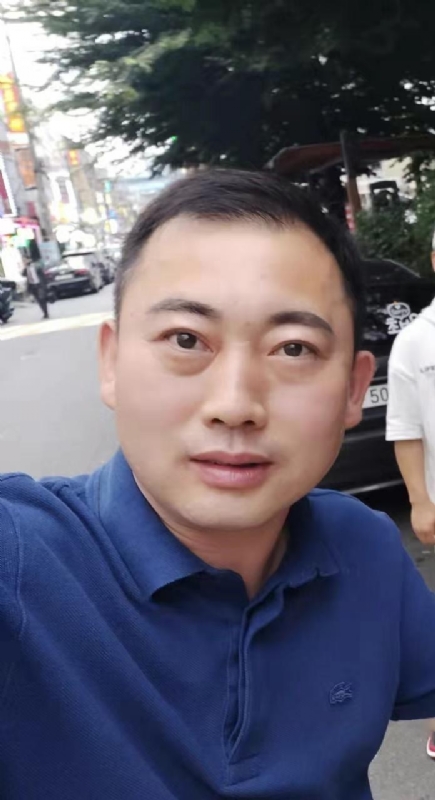 李龙的第二张照片--承德相亲服务中心