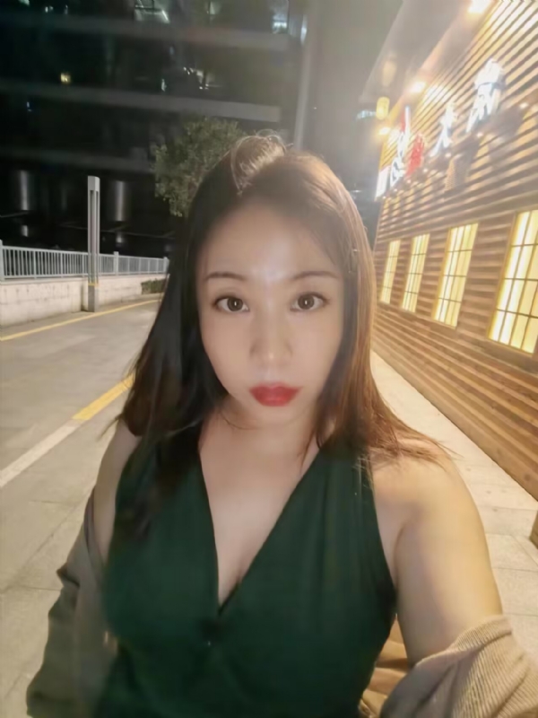 叶子青青的第三张照片--承德相亲服务中心