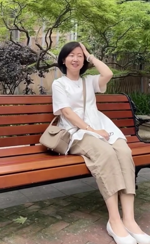 千年老母猪的第五张照片--承德相亲服务中心