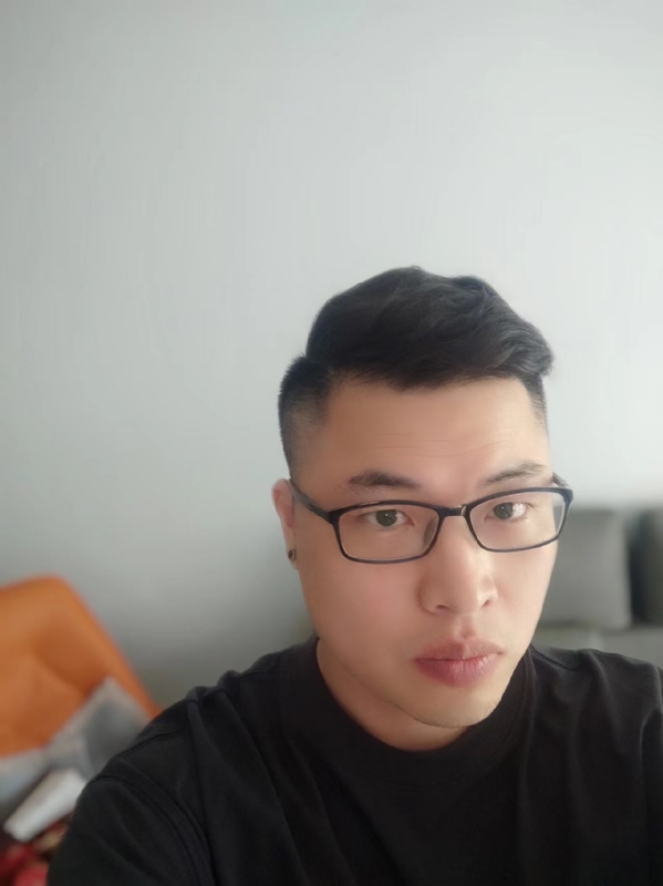 Vincent的第一张照片--承德相亲服务中心