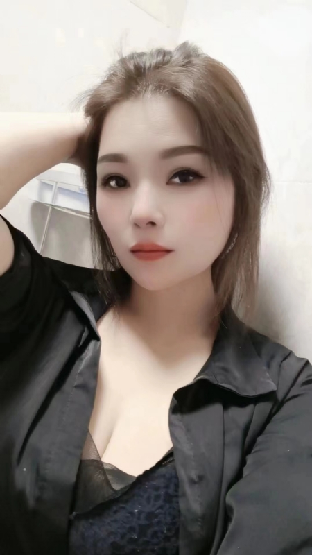 爱笑的女孩的第一张照片--承德相亲服务中心