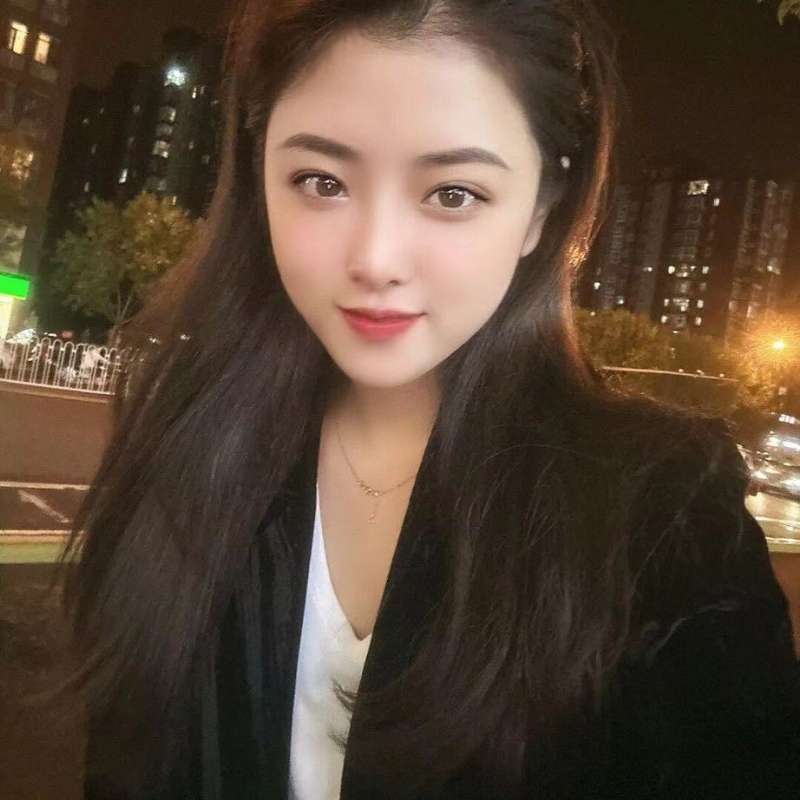 爱笑的女孩的第三张照片--承德相亲服务中心