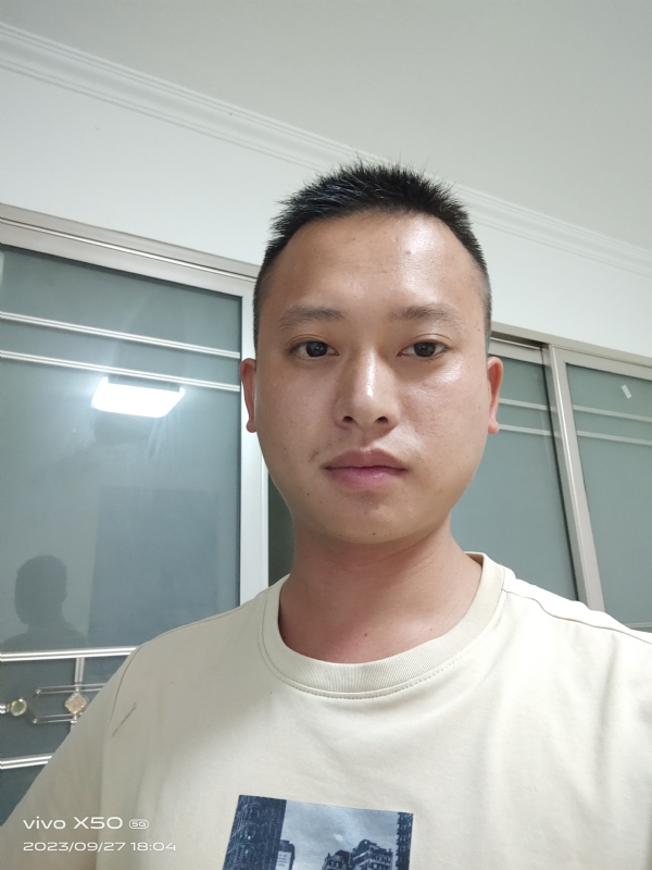 小yan同学的第一张照片--承德相亲服务中心