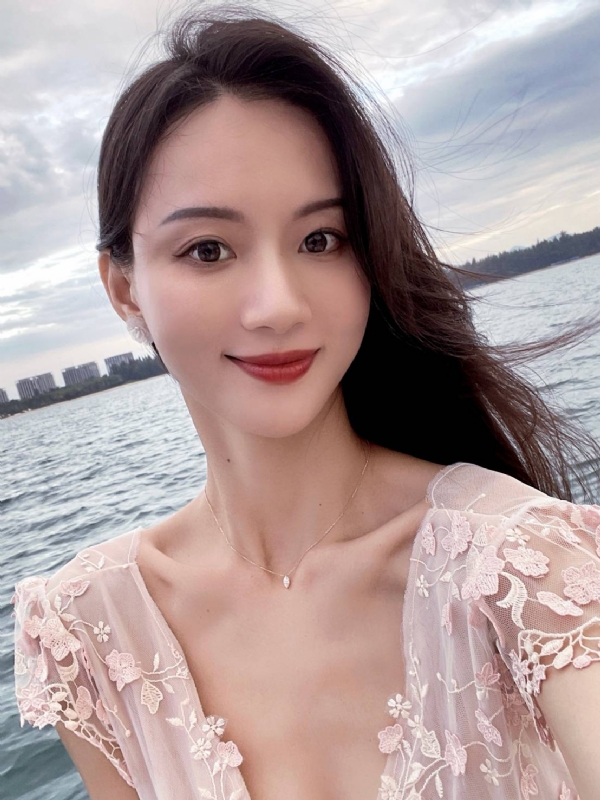 andy的第一张照片--承德相亲服务中心