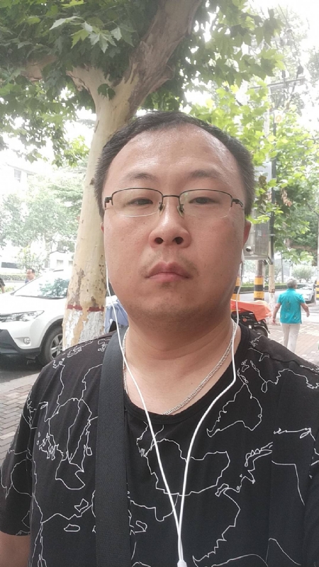 飘逸的星辰的第一张照片--承德相亲服务中心