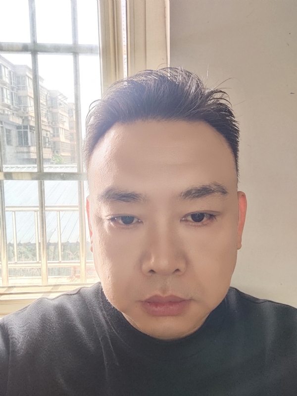 爱人先爱己的第一张照片--承德相亲服务中心