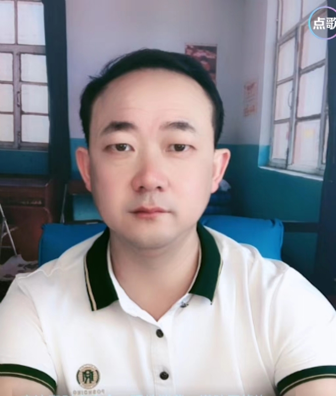 成秀才的第一张照片--承德相亲服务中心