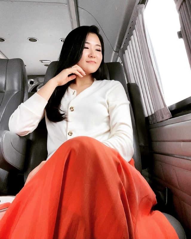 深凝久伴的第一张照片--承德相亲服务中心
