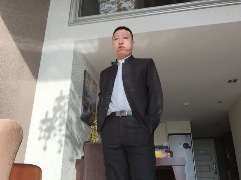 雅小炁的第一张照片--承德相亲服务中心