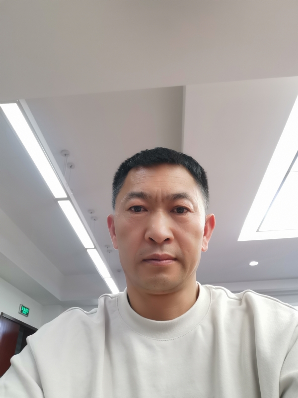 知足常乐的第一张照片--承德相亲服务中心