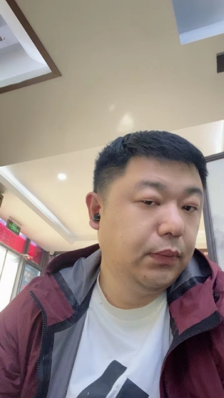 城市有爱的第一张照片--承德相亲服务中心
