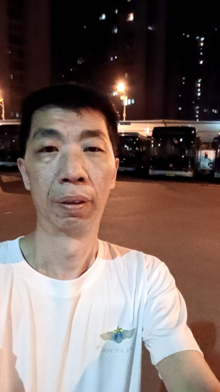 小丑的第一张照片--承德相亲服务中心
