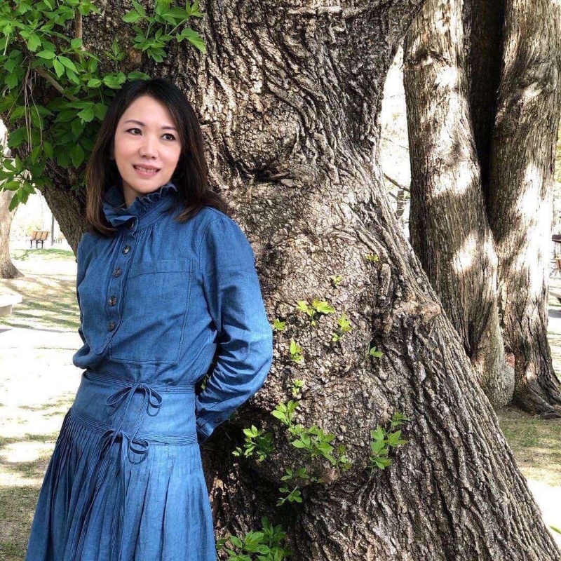 李芷瑩的第一张照片--承德相亲服务中心
