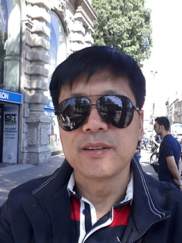 春风的第一张照片--承德相亲服务中心