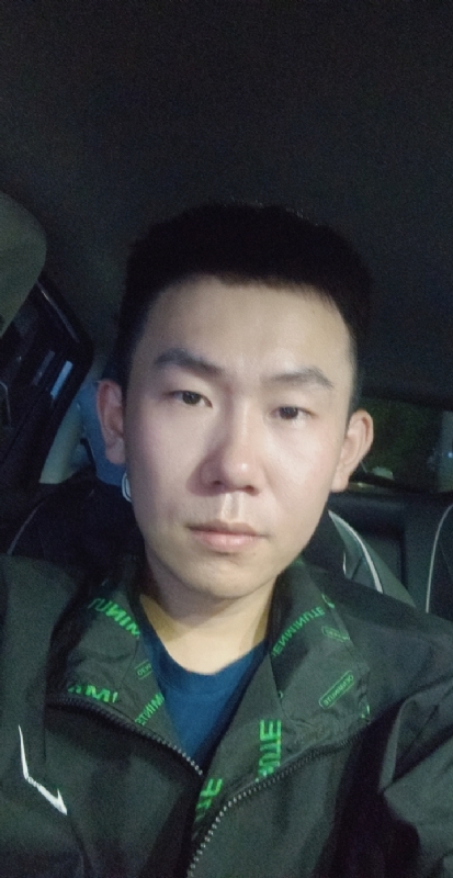 想结婚的小李的第一张照片--承德相亲服务中心