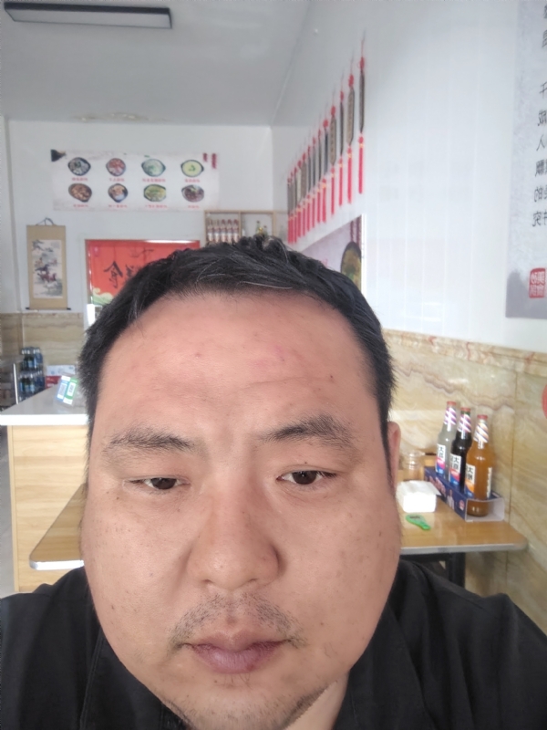 风云鹏的第一张照片--承德相亲服务中心
