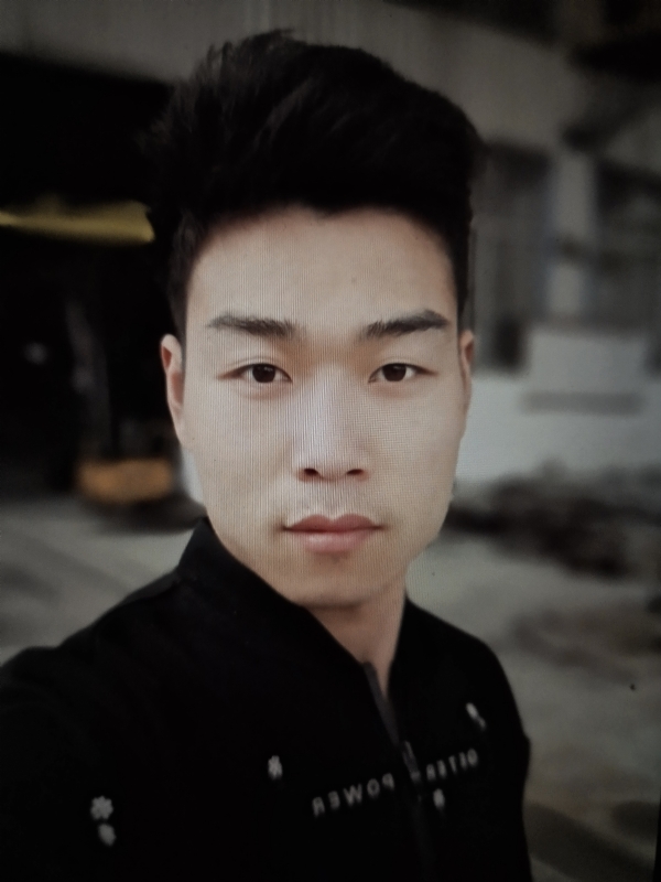 小风的第一张照片--承德相亲服务中心
