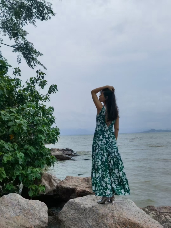 甜以待人的第四张照片--承德相亲服务中心