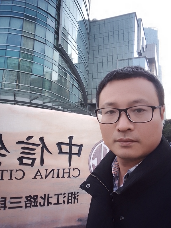 晚秋的第一张照片--承德相亲服务中心