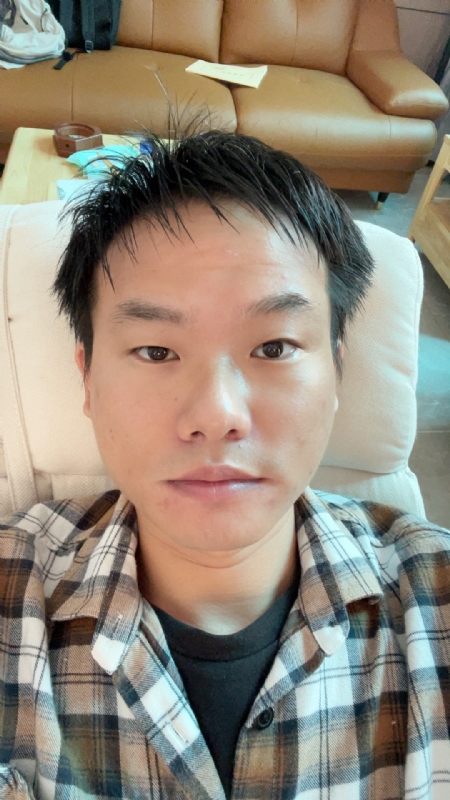 向日葵的第一张照片--承德相亲服务中心