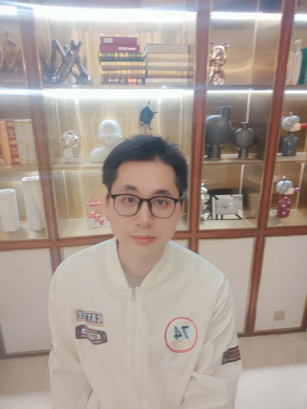 共享夕阳的第三张照片--承德相亲服务中心