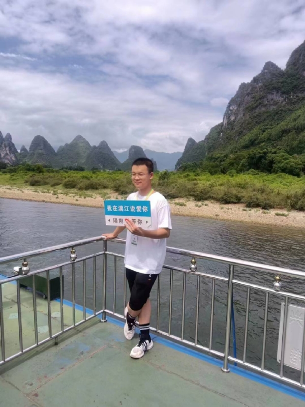 决胜时刻的第一张照片--承德相亲服务中心