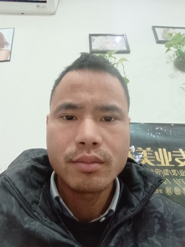 liuliyong的第一张照片--承德相亲服务中心