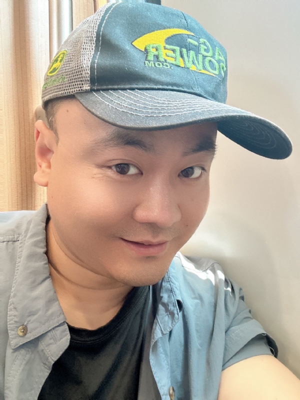 冰的第二张照片--承德相亲服务中心