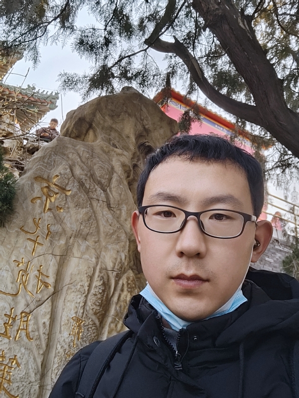 小徐要努力的第一张照片--承德相亲服务中心