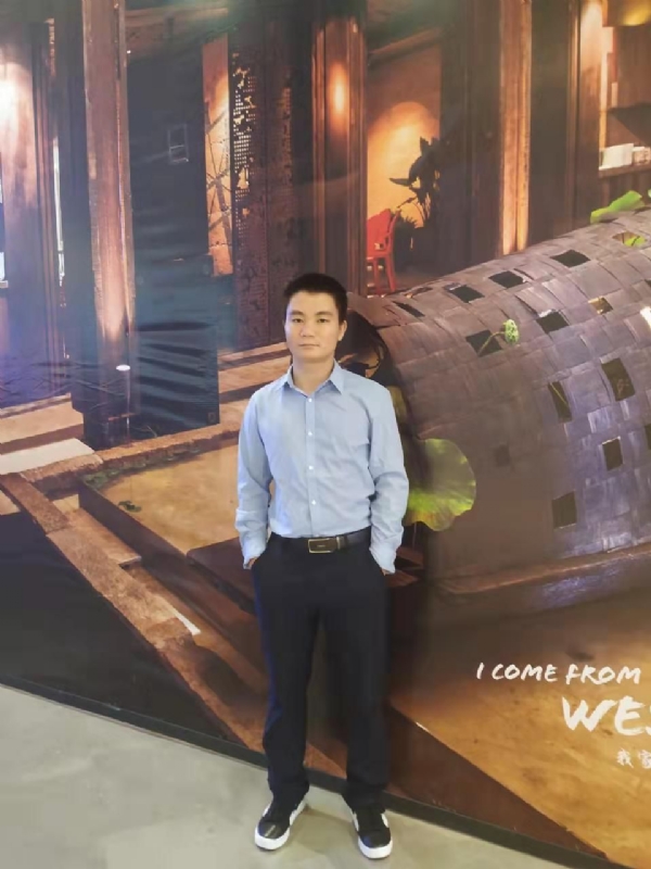 梧桐枫叶的第一张照片--承德相亲服务中心