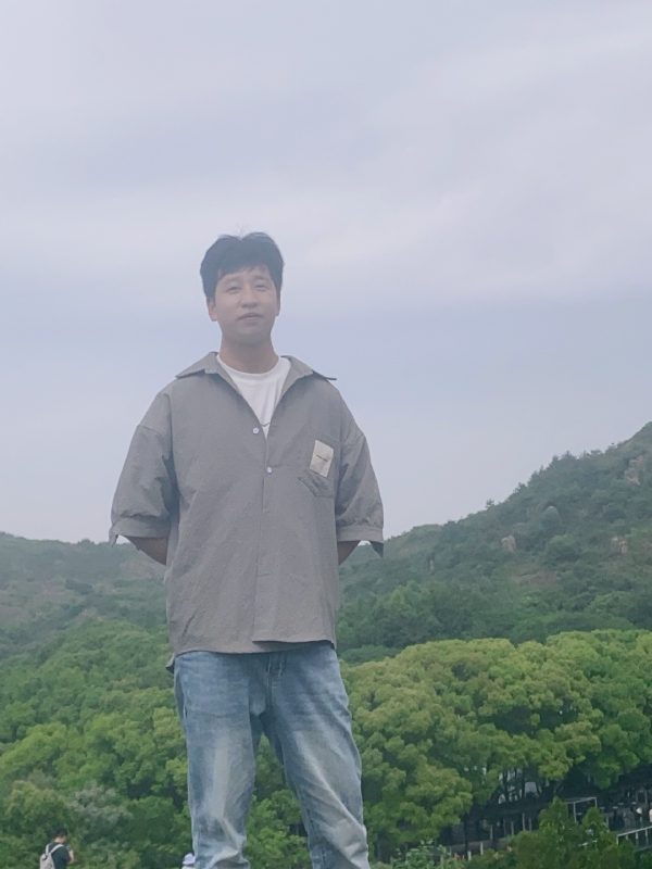 渐行渐远的第二张照片--承德相亲服务中心