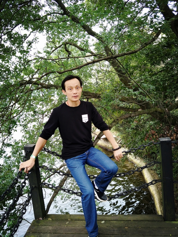 易进的第一张照片--承德相亲服务中心