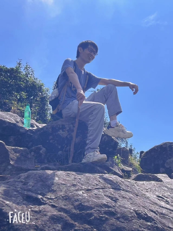 落叶之秋的第一张照片--承德相亲服务中心