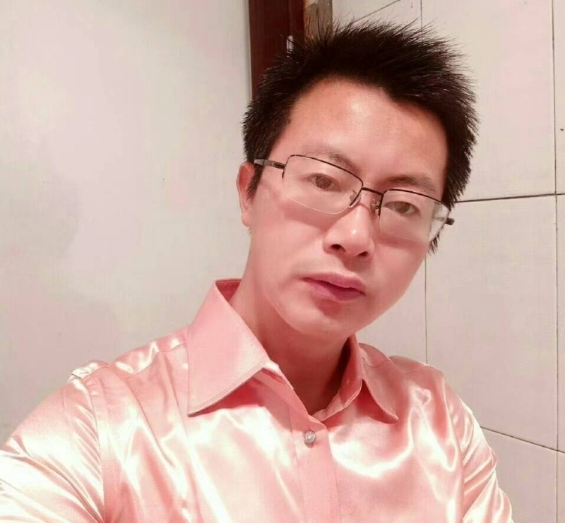 亮亮的第一张照片--承德相亲服务中心