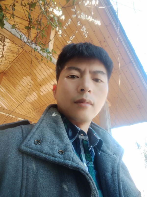 阿明的第一张照片--承德相亲服务中心