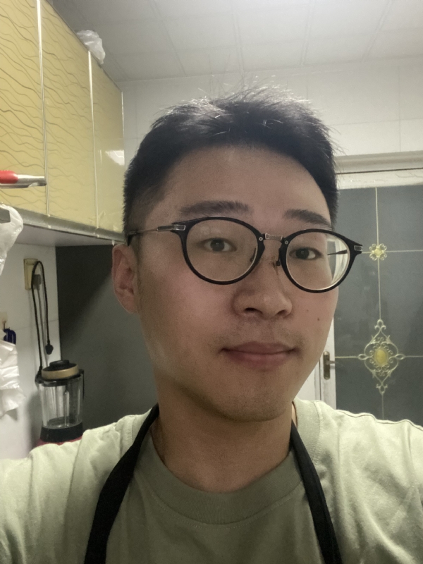 何方妖孽的第一张照片--承德相亲服务中心