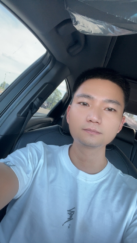 小江的第四张照片--承德相亲服务中心