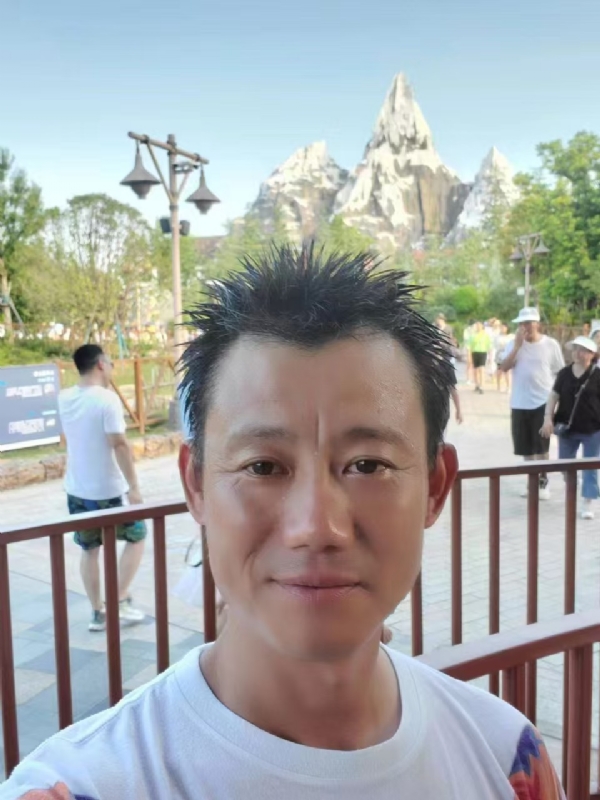 艾氏涂料博的第一张照片--承德相亲服务中心