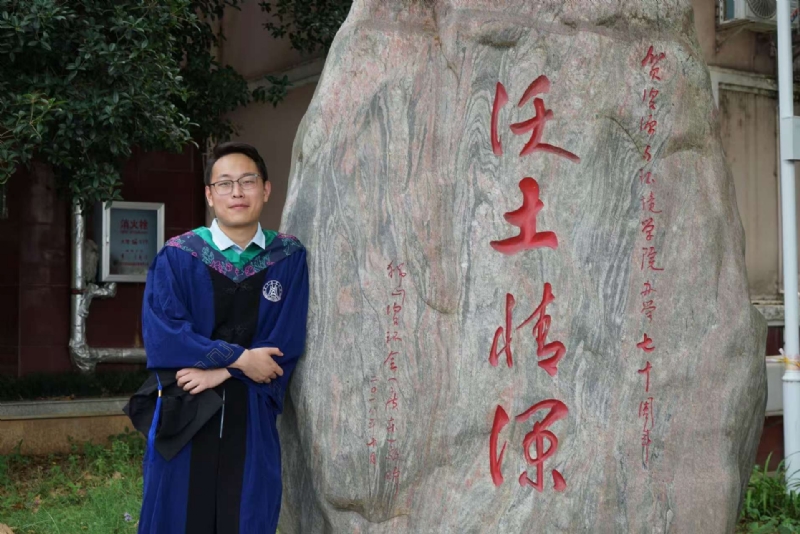 落寂星辰的第四张照片--承德相亲服务中心