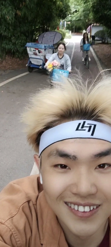 求安稳的第一张照片--承德相亲服务中心