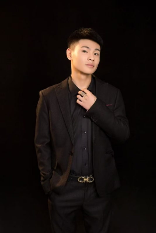 刘小船的第一张照片--承德相亲服务中心