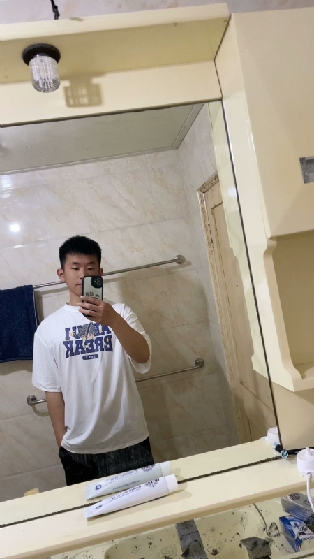 哈哈的第二张照片--承德相亲服务中心