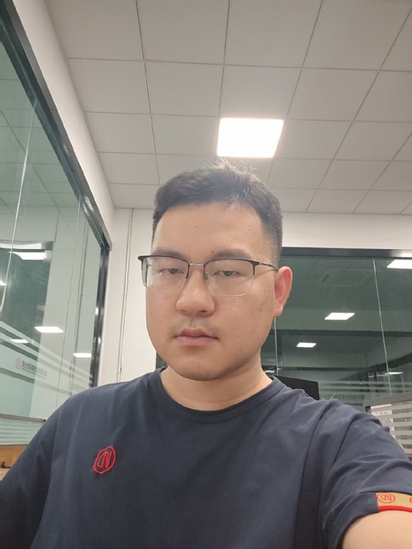 雨落浅响的第一张照片--承德相亲服务中心