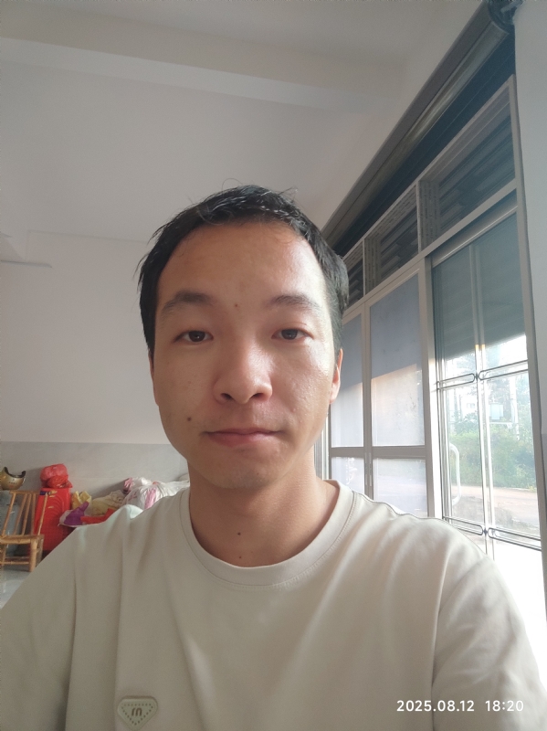 杨培鑫的第一张照片--承德相亲服务中心