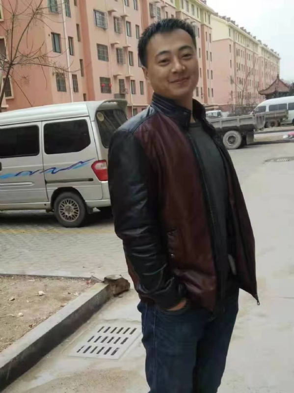 云淡风轻的第一张照片--承德相亲服务中心