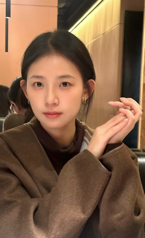 小曼的第一张照片--承德相亲服务中心